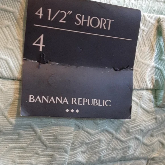Brand New with Tags Banana Republic Shorts🍭 - Picture 2 of 7
